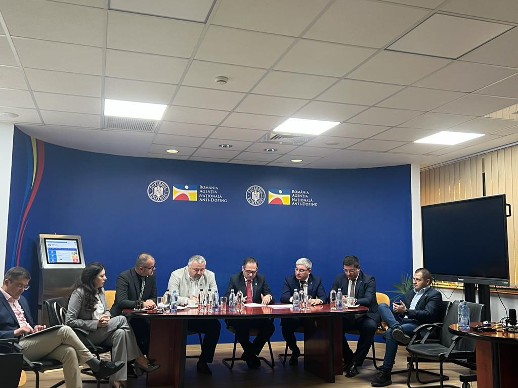 comisie tineret si sport Senat